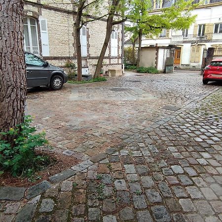 Au Fil De Troyes Bed & Breakfast Sainte-Savine Eksteriør bilde