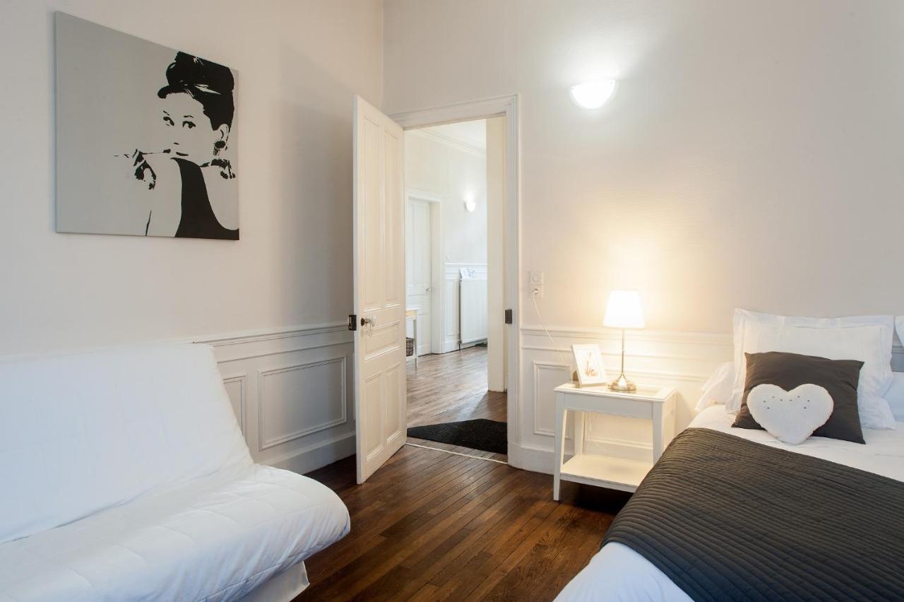 Au Fil De Troyes Bed & Breakfast Sainte-Savine Eksteriør bilde