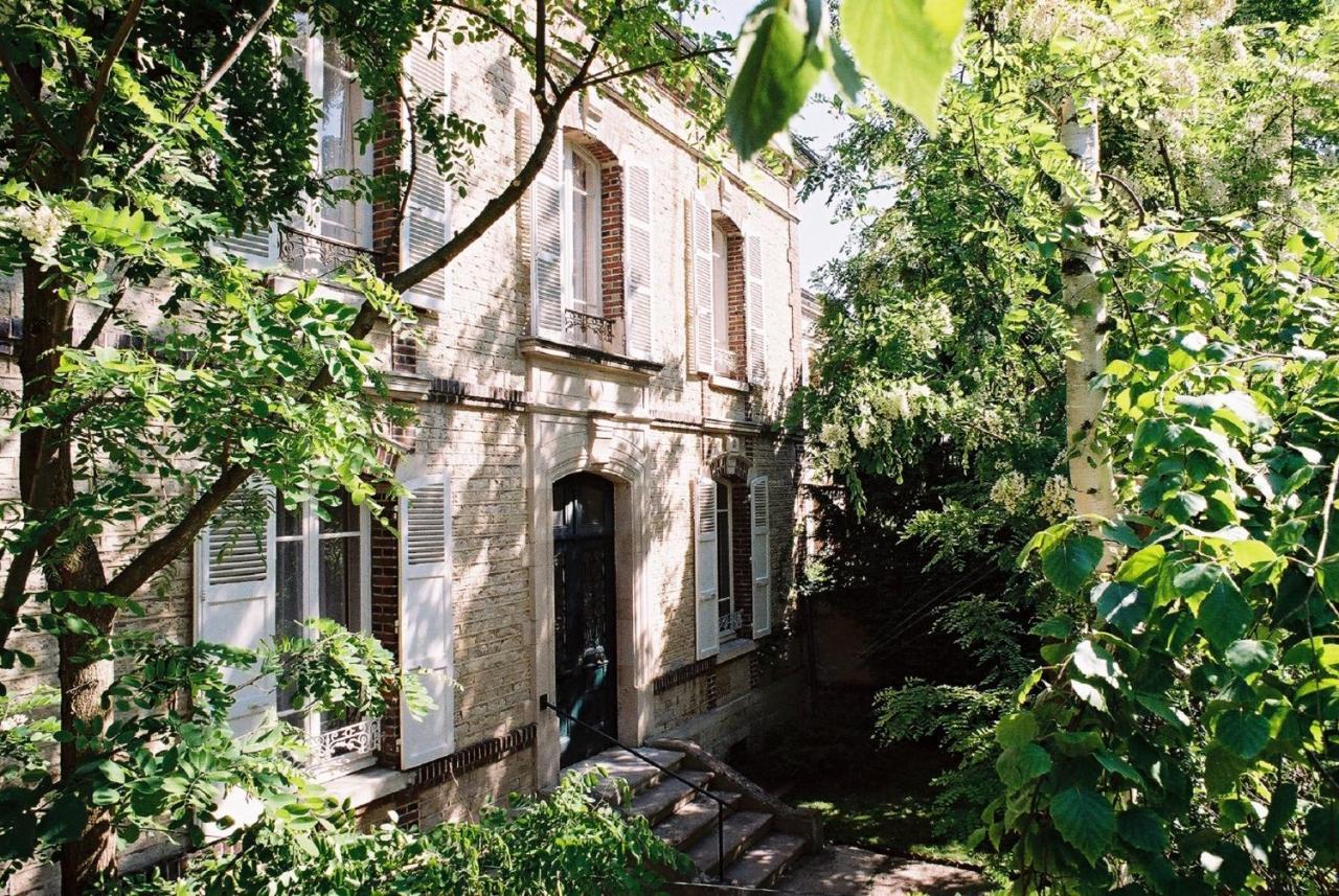 Au Fil De Troyes Bed & Breakfast Sainte-Savine Eksteriør bilde
